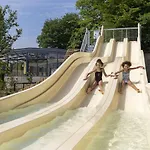 Lumini 4p 2bdrms Kemping Grupont