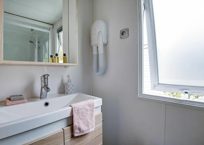 Lumini 4p 2bdrms Campingplads